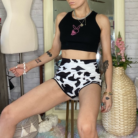 NEW 🐮 Print Shorts - Picture 7 of 10
